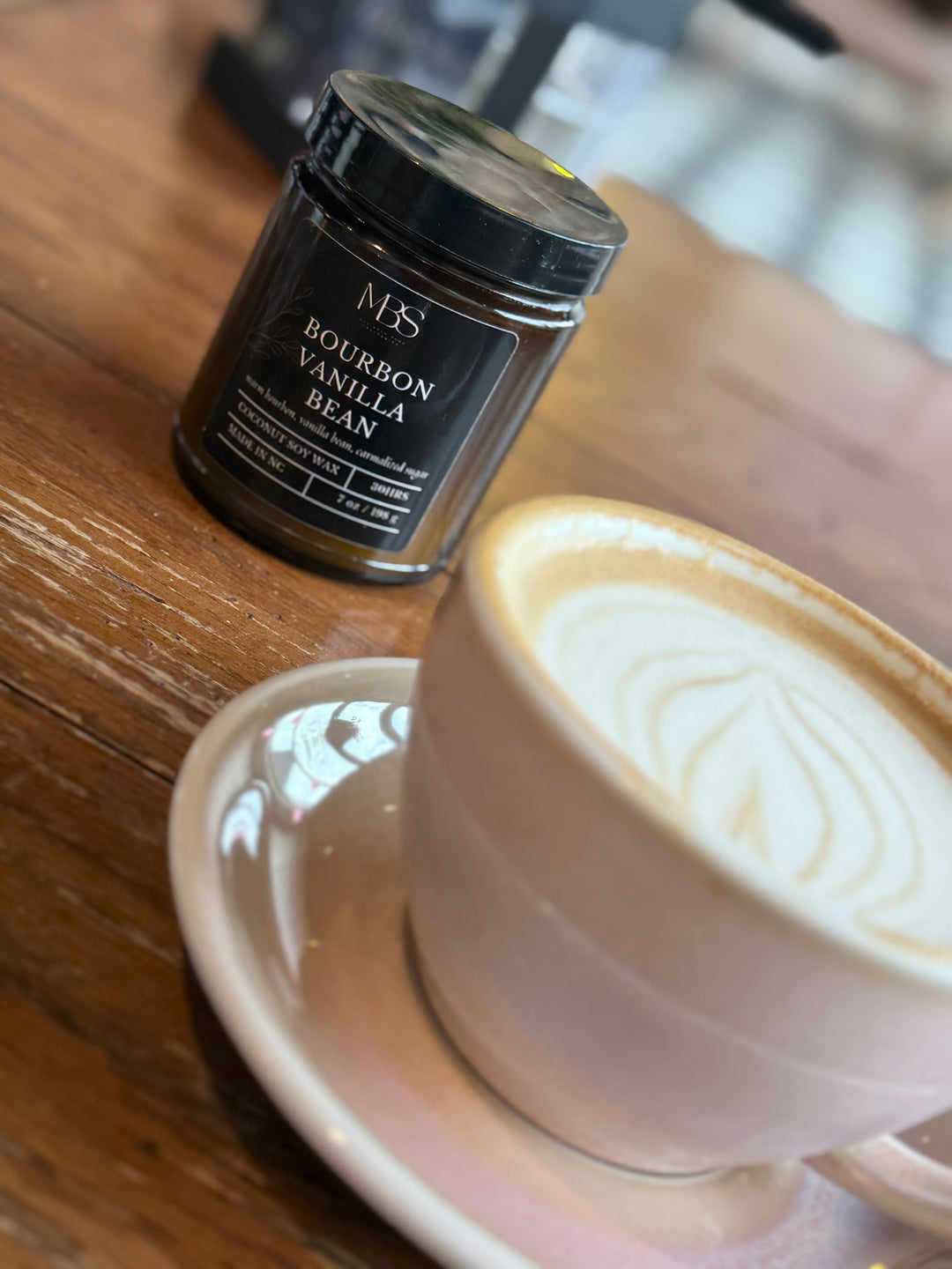 🍂 The Season of Comfort: Why Fall Deserves Its Own Candle